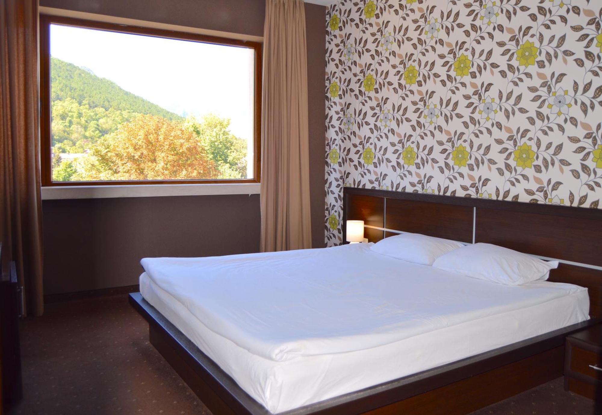 Hemus Hotel - Vratza Vratsa Экстерьер фото