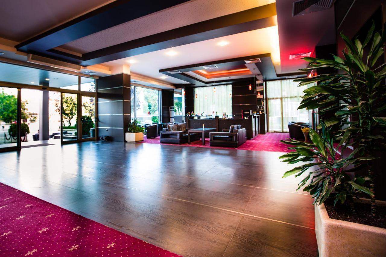 Hemus Hotel - Vratza Vratsa Экстерьер фото